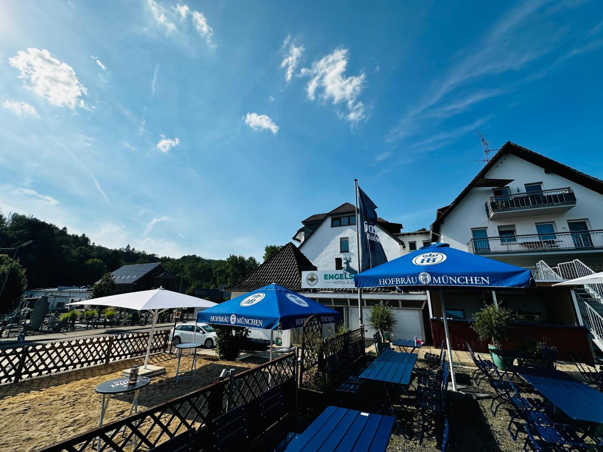 Hotel Engelskirchen Bagian luar foto